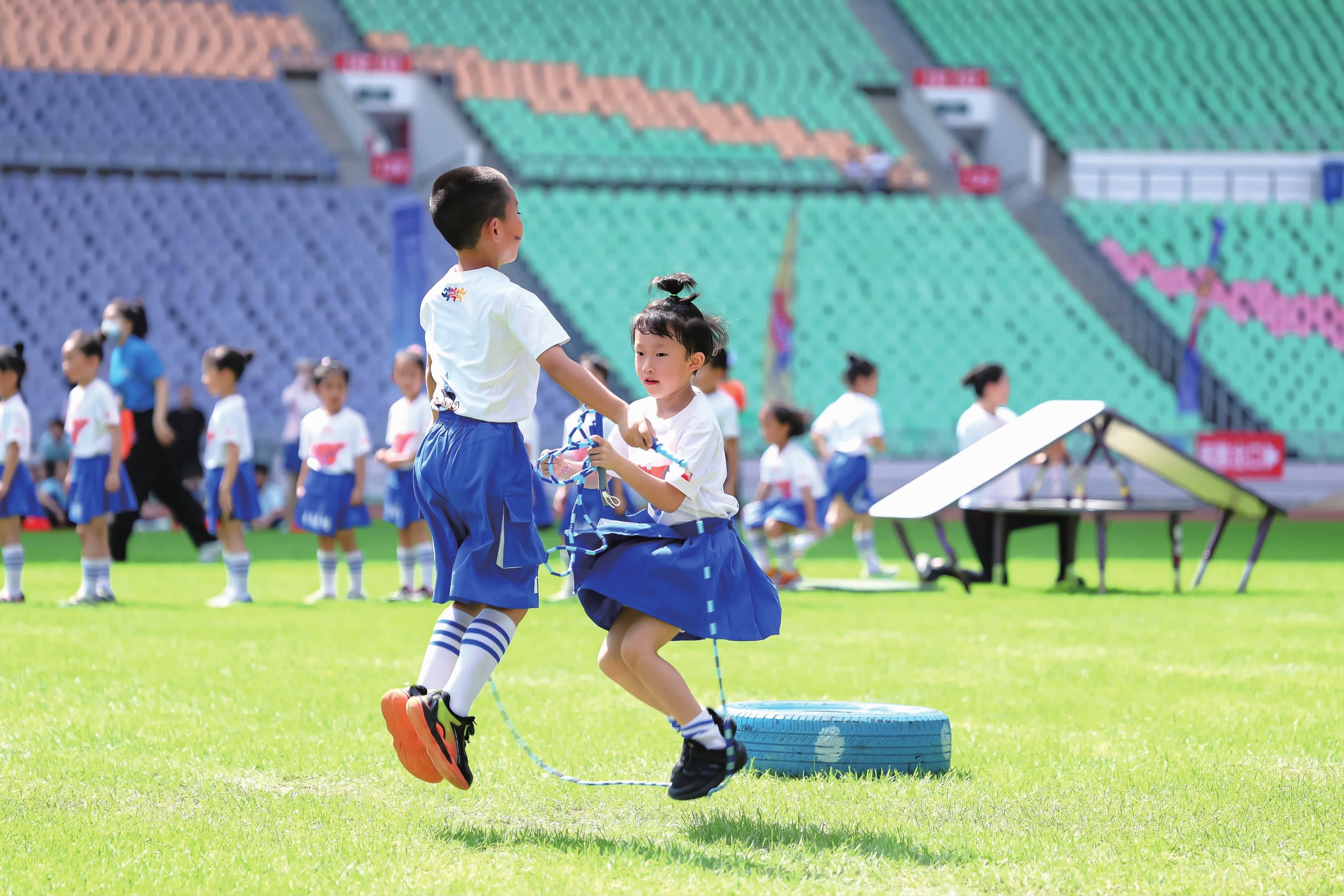 洛杉矶道奇在 2024 年宣布山本由伸将担任首尔海外开幕战首发，引发亚洲球迷疯狂抢票